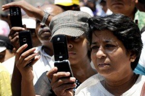 indians user more internet in phones indians user more internet in phones